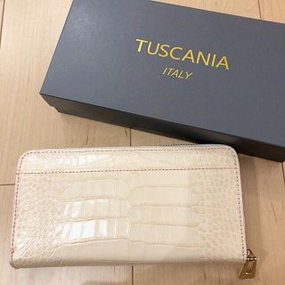 【新品未使用】TUSCANIA 長財布(財布)