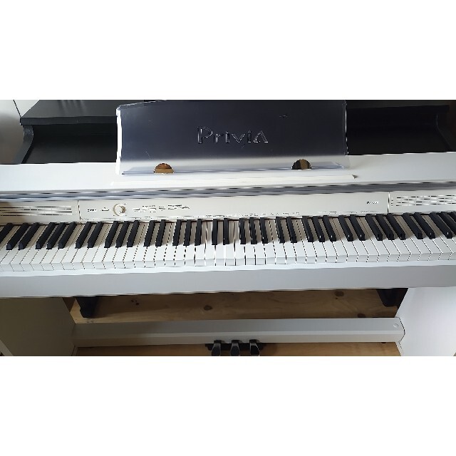 CASIO - 送料込み CASIO 電子ピアノ PX-750 2014年製 激可愛い&超美品