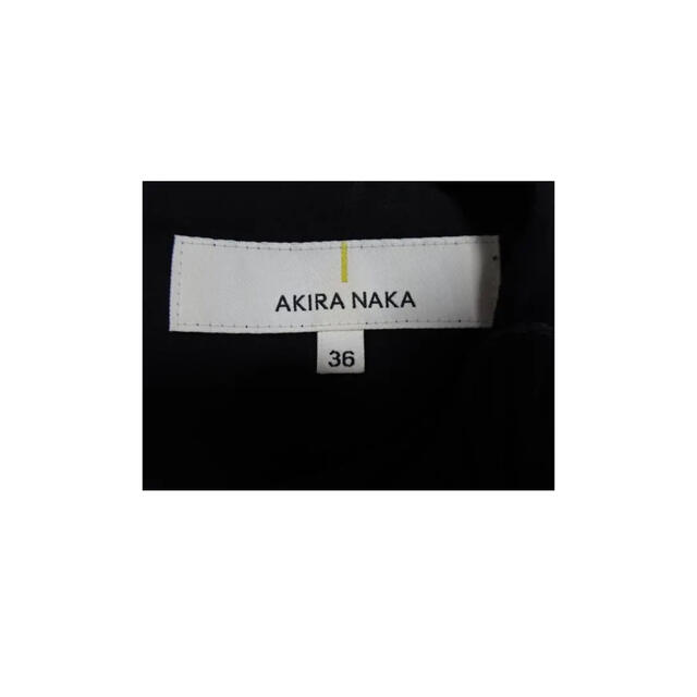 AKIRANAKA(アキラナカ)のakira naka 新品未使用 レディースのトップス(シャツ/ブラウス(半袖/袖なし))の商品写真