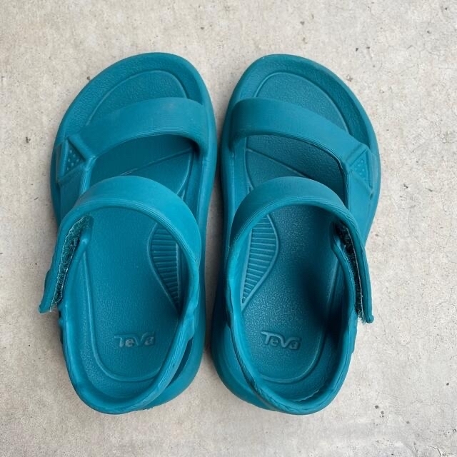 Teva(テバ)の⭐️あき様専用⭐️Teva　ハリケーンドリフト　ディープレイク　T10（17㎝） キッズ/ベビー/マタニティのキッズ靴/シューズ(15cm~)(サンダル)の商品写真