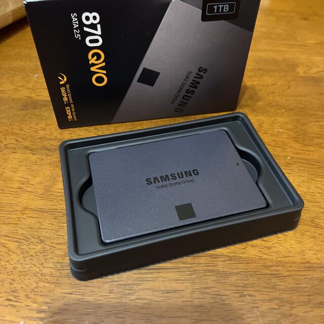 [送料無料] SAMSUNG SSD 870 QVO 1TB