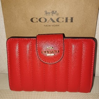 COACH - ☆新品 COACH コーチ 二つ折り財布 キルティング レッド