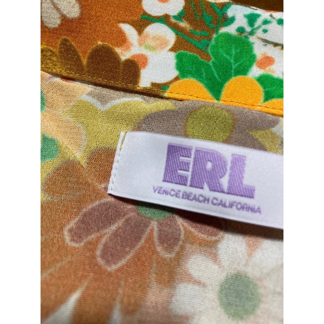 Marni(マルニ)の定価31900円　新品　ERL 22ss 新作　フローラルシャツ　Mサイズ メンズのトップス(シャツ)の商品写真