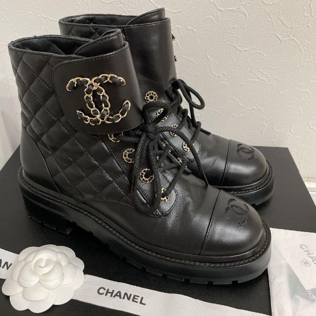 CHANEL　シャネル　ショートブーツ