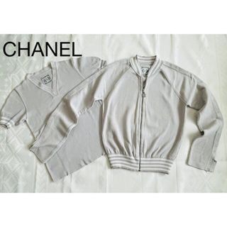 シャネル(CHANEL)のシャネル　CHANEL アンサンブル　パーカー　トレーナー　美品　ニット　シャツ(トレーナー/スウェット)