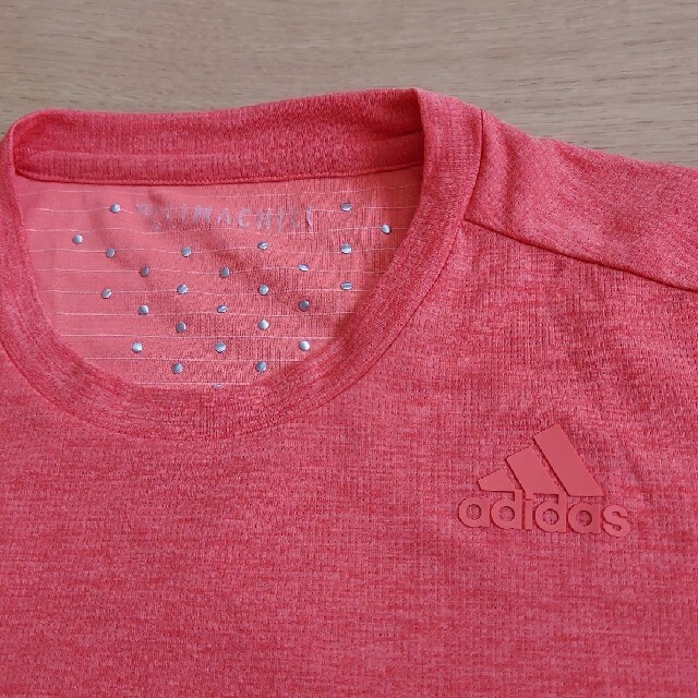 adidas(アディダス)のadidas　レディース　Tシャツ　スポーツ レディースのトップス(Tシャツ(半袖/袖なし))の商品写真