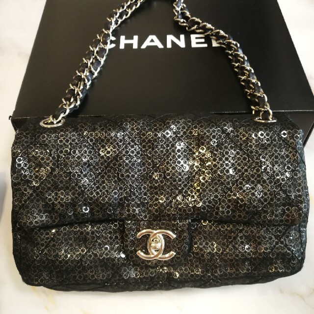 CHANEL - シャネル スパンコールバックの通販 by スズちゃんShop CHANEL - シャネル スパンコールバックの通販 by スズちゃんShop