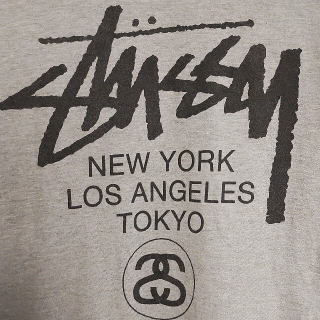 STUSSY - WORLD TOUR長袖TシャツSサイズ灰色グレー黒STUSSY大 STUSSY - WORLD TOUR長袖TシャツSサイズ灰色グレー黒STUSSY大
