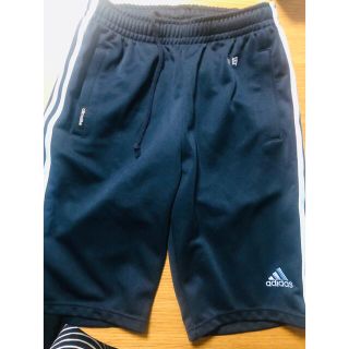 アディダス(adidas)のadidas ハーフパンツ(ハーフパンツ)