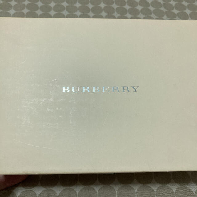 BURBERRY(バーバリー)の新品BURBERRY LONDONタオルハンカチ2枚セット レディースのファッション小物(ハンカチ)の商品写真