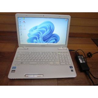 トウシバ(東芝)の東芝 T451/58EW  Windows11  OFFICE付(ノートPC)