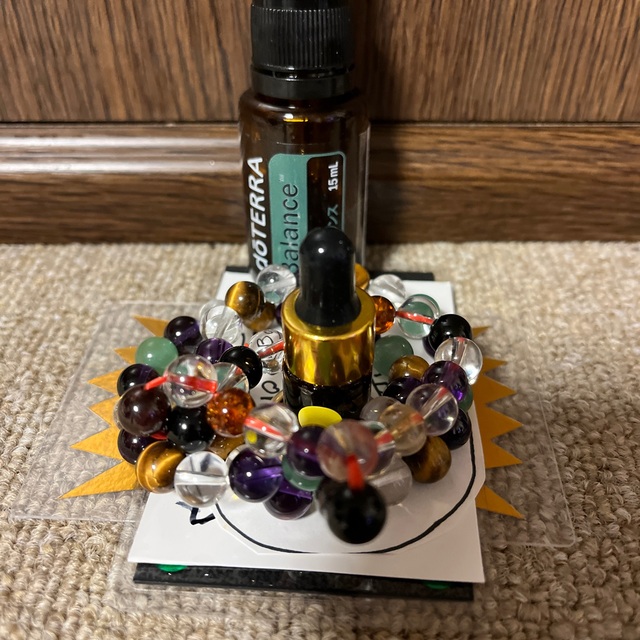 doTERRA(ドテラ)のM・Y様専用 星たから箱🌟  『高次元魔法クリーム』用ドテラオイル 2ml コスメ/美容のリラクゼーション(アロマオイル)の商品写真