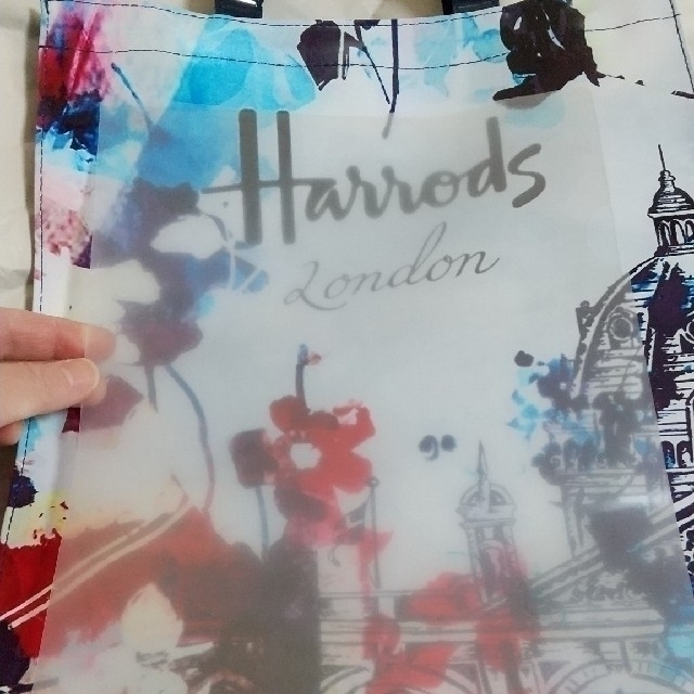 Harrods(ハロッズ)のハロッズ トートバッグ Mサイズ ロンドンの景色＆フラワー レディースのバッグ(トートバッグ)の商品写真