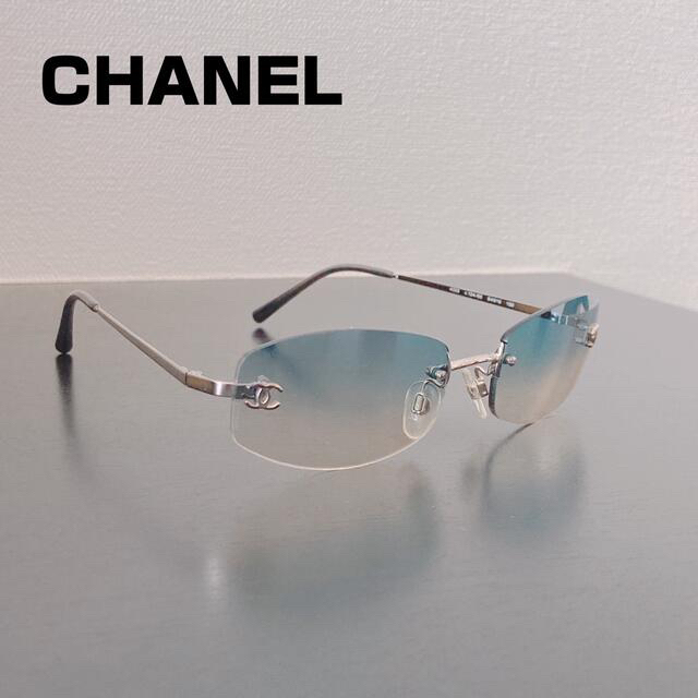 CHANEL(シャネル)の美品 CHANEL サングラス シャネル ブルーグレー レディースのファッション小物(サングラス/メガネ)の商品写真