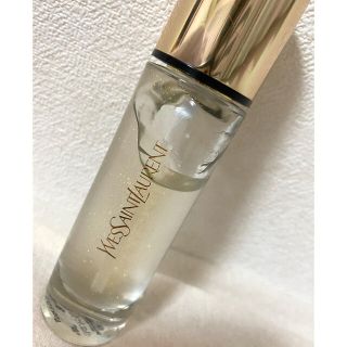 イヴサンローランボーテ(Yves Saint Laurent Beaute)のYSL ラディアント タッチ ブラープライマー(化粧下地)