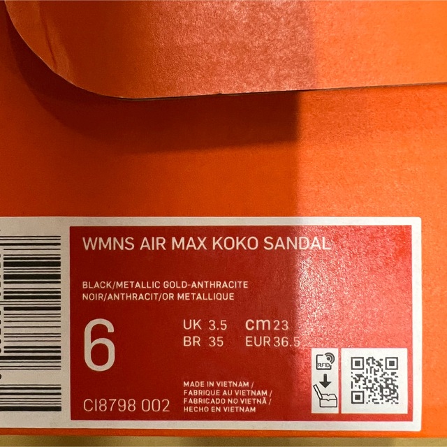 NIKE(ナイキ)の【新品】NIKE WMNS AIR MAX KOKO SANDAL 黒/白 レディースの靴/シューズ(サンダル)の商品写真