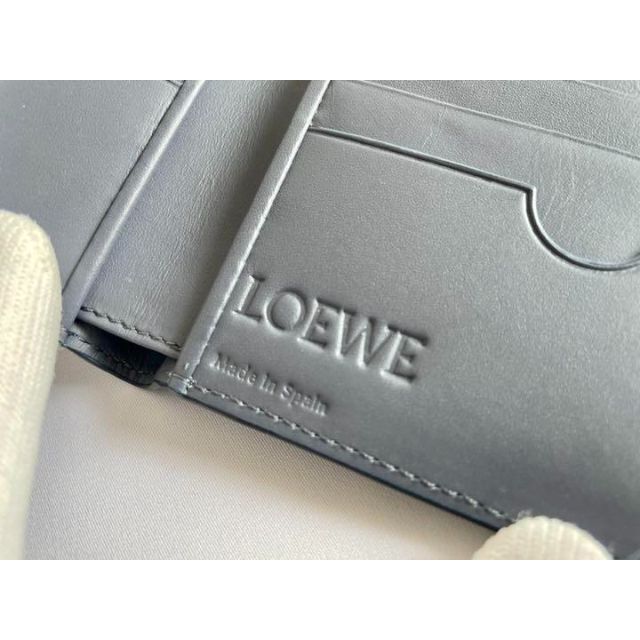 LOEWE - ロエべ レザー 二つ折り お札入れ 折り財布の通販 by ブランド 