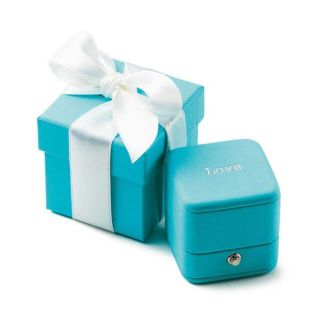 ティファニー 白 ショッパーの通販 39点 | Tiffany & Co.のレディース ...