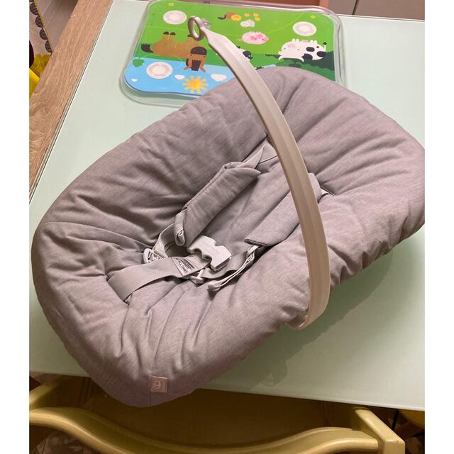 Stokke(ストッケ)の値下げ！ストッケ　トリップトラップ　ニューボーンセット　可動式 キッズ/ベビー/マタニティの寝具/家具(その他)の商品写真