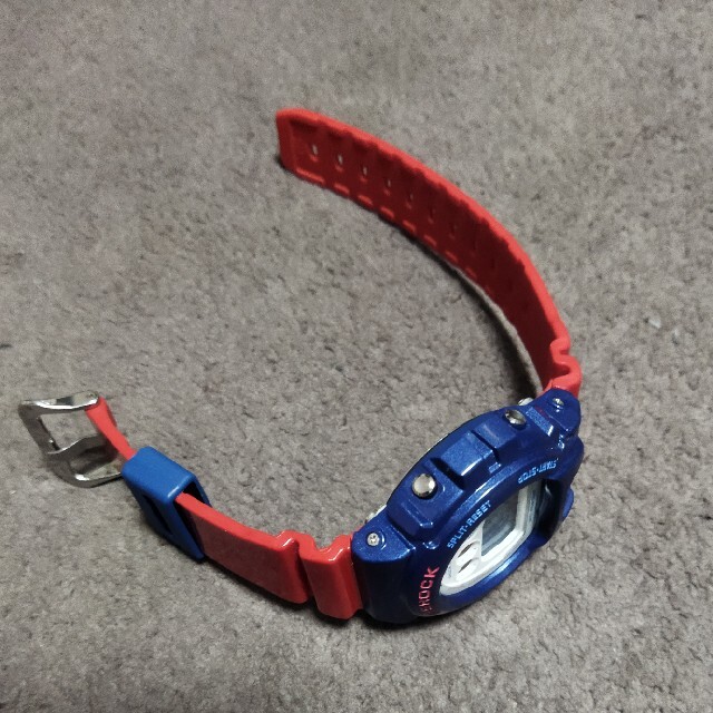 G-SHOCK(ジーショック)のG-SHOCK DW6900AC Blue and Red メンズの時計(腕時計(デジタル))の商品写真