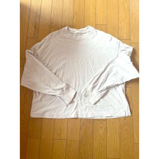 ジーユー(GU)のジーユーTシャツXLサイズ　美品　長袖　カットソー(Tシャツ(長袖/七分))