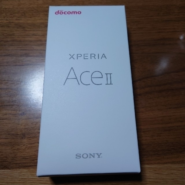 Ｘｐｅｒｉａ　Ａｃｅ　ＩＩ　ＳＯ－４１Ｂ　ホワイト　本体