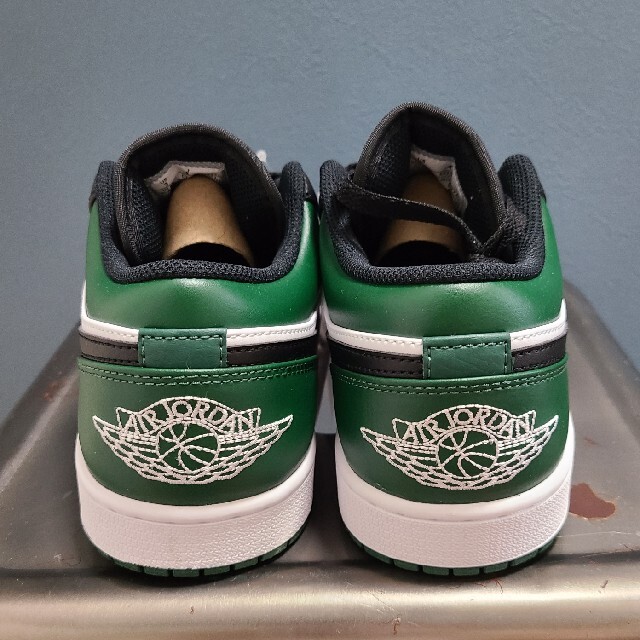 AIR JORDAN 1 LOW GREEN TOE 2