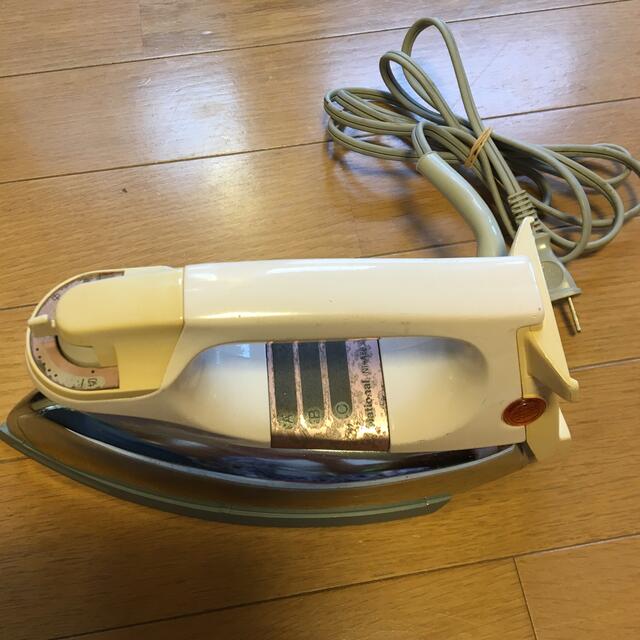 昭和アイロン スマホ/家電/カメラの生活家電(アイロン)の商品写真