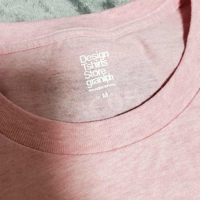 Design Tshirts Store graniph(グラニフ)のgraniph　グラニフ　半袖　Tシャツ　ピンク　男女共用　Mサイズ レディースのトップス(Tシャツ(半袖/袖なし))の商品写真