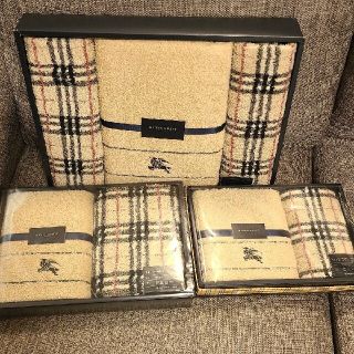 バーバリー(BURBERRY)のBURBERRY　バーバリー　タオルセット(タオル/バス用品)