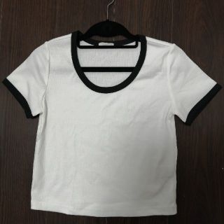 ジーユー(GU)のGU　クロップドTシャツ(Tシャツ(半袖/袖なし))