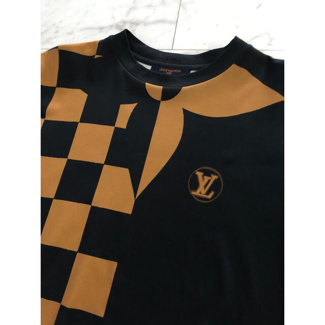 LOUIS VUITTON(ルイヴィトン)のくるみ様専用ルイヴィトン　tシャツ レディースのトップス(Tシャツ(半袖/袖なし))の商品写真