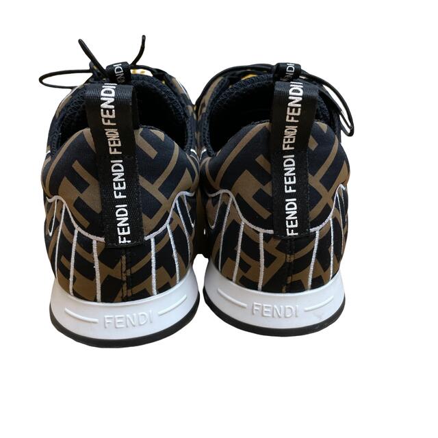 ほぼ未使用✨ FENDI FFreedom スリッポンスニーカー ズッカ 数々の賞を
