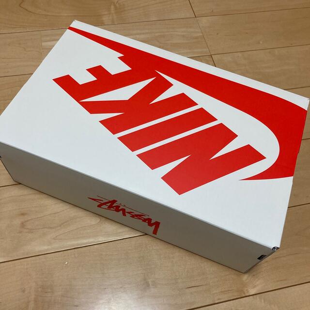 STÜSSY & NIKE AIR FORCE 1 MID US4