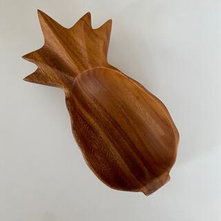 ザラホーム(ZARA HOME)のパイナップル　木製プレート　(食器)