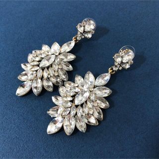 ピアス　ウェディングアクセサリー(ピアス)