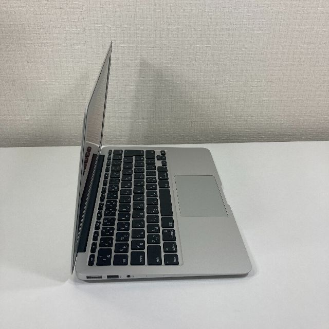 Apple MacBook Air Core i5 ノートパソコン （C89）中古品