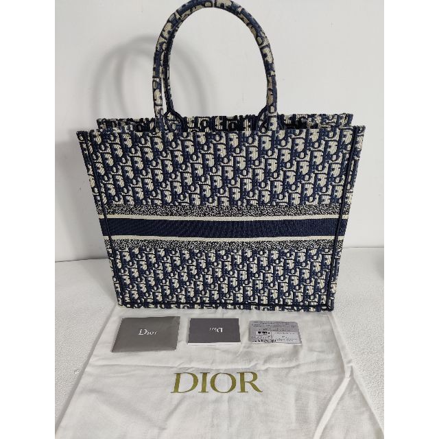 Christian Dior(クリスチャンディオール)のChristian Dior クリスチャンディオール レディースのバッグ(トートバッグ)の商品写真