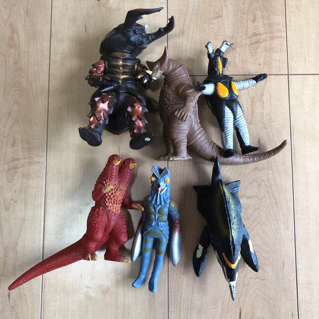 ウルトラマン+怪獣 ソフビまとめ売り【バラ売り不可】 ウルトラマン+怪獣 ソフビまとめ売り【バラ売り不可】