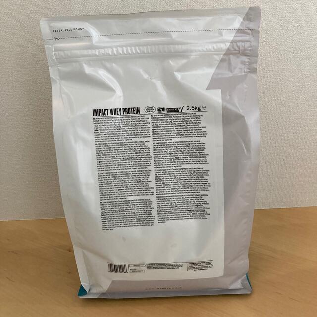 MYPROTEIN(マイプロテイン)のマイプロテイン ホエイプロテイン 2.5kg  ナチュラルチョコレート 食品/飲料/酒の健康食品(プロテイン)の商品写真