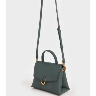 チャールズアンドキース(Charles and Keith)のCHARLES & KEITH(チャールズ＆キース) ショルダーバック(ショルダーバッグ)