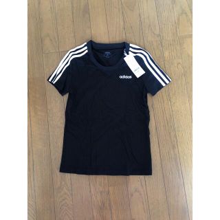 アディダス(adidas)のタグ付新品・未使用品★adidas スリーラインTシャツ　半袖　150 Sサイズ(Tシャツ/カットソー)