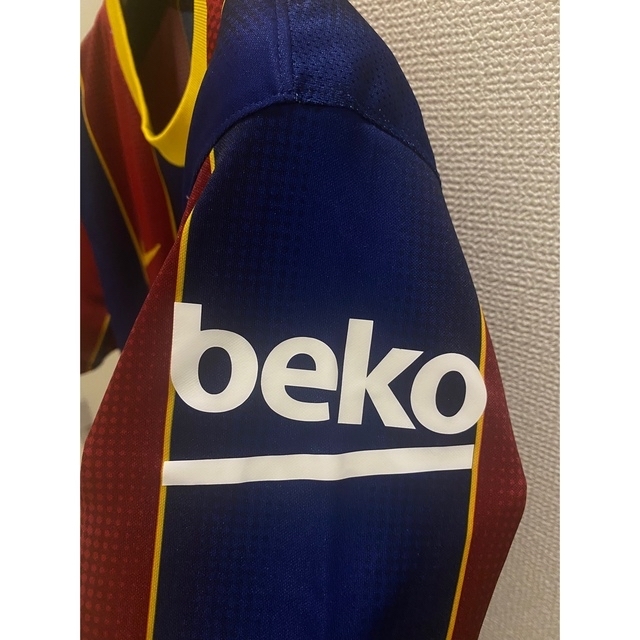 NIKE(ナイキ)のNIKE バルセロナ　ユニフォーム　L スポーツ/アウトドアのサッカー/フットサル(ウェア)の商品写真