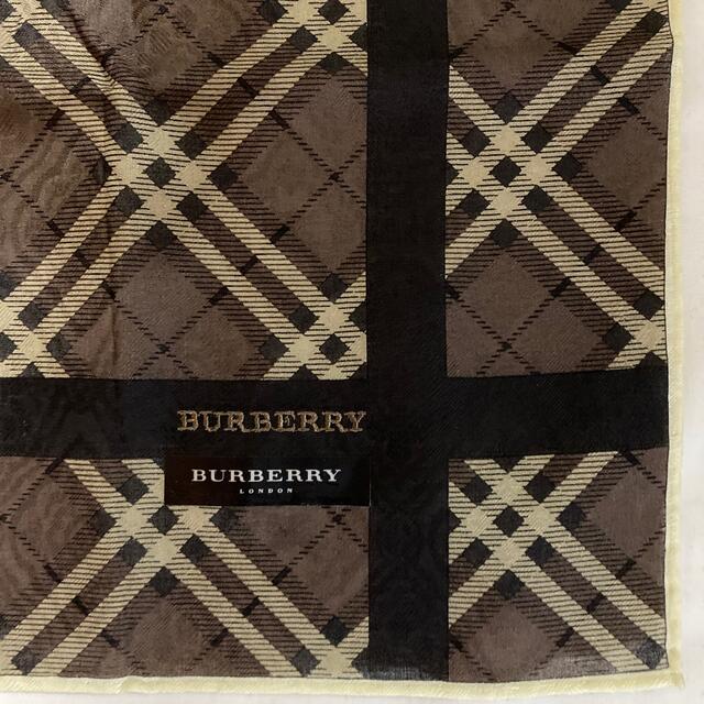 BURBERRY(バーバリー)のバーバリー　大判　ハンカチ　ブラウンチェック　#1868 レディースのファッション小物(ハンカチ)の商品写真