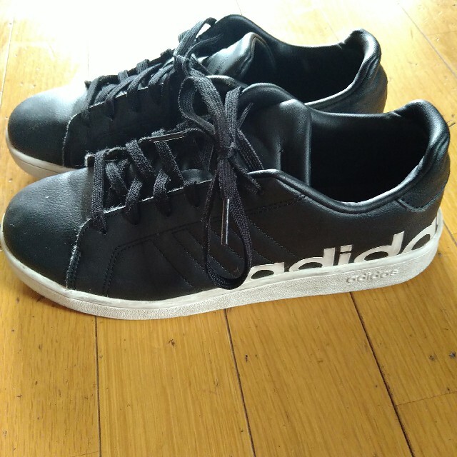 adidas(アディダス)のadidas　スニーカー　　24.5 　黒 メンズの靴/シューズ(スニーカー)の商品写真