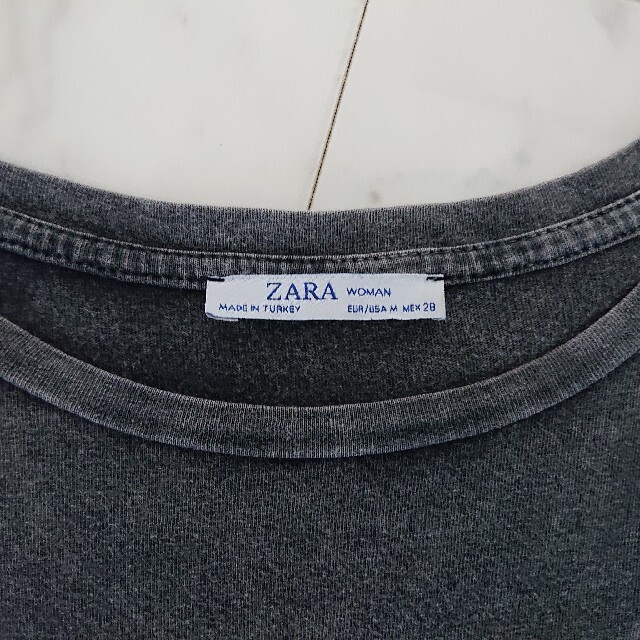 ZARA(ザラ)のZARAザラ 半袖Tシャツ カットソー プルオーバー グレー ヴィンテージ風 レディースのトップス(Tシャツ(半袖/袖なし))の商品写真