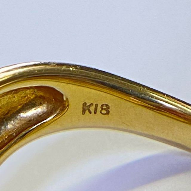 K18イエローゴールド　オニキス・ホワイトシェルリング　サイズ11号　6.3g レディースのアクセサリー(リング(指輪))の商品写真