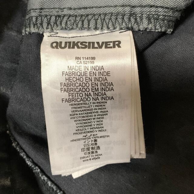 QUIKSILVER(クイックシルバー)の極美品 QUIKSILVER クイックシルバー  ハーフパンツ  28 メンズのパンツ(ショートパンツ)の商品写真