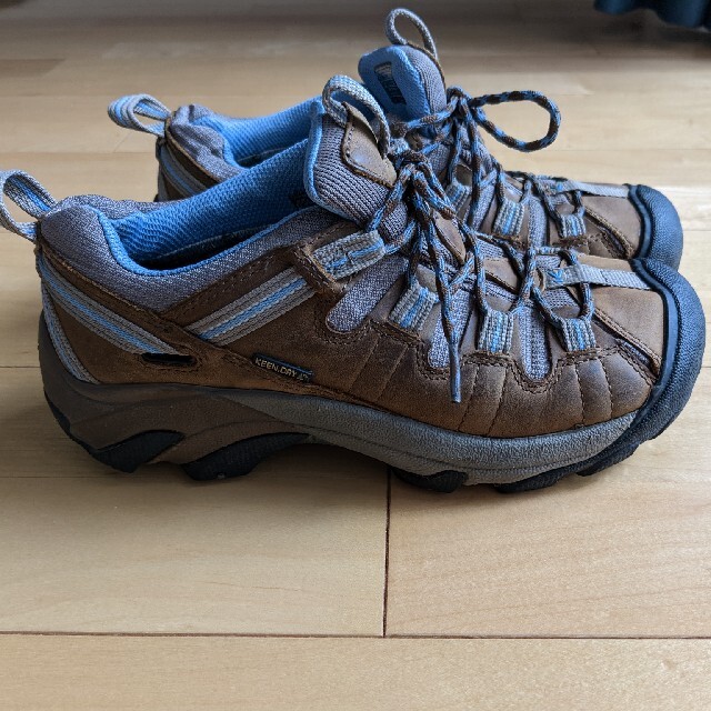 KEEN     登山靴   24.5cm スポーツ/アウトドアのアウトドア(登山用品)の商品写真