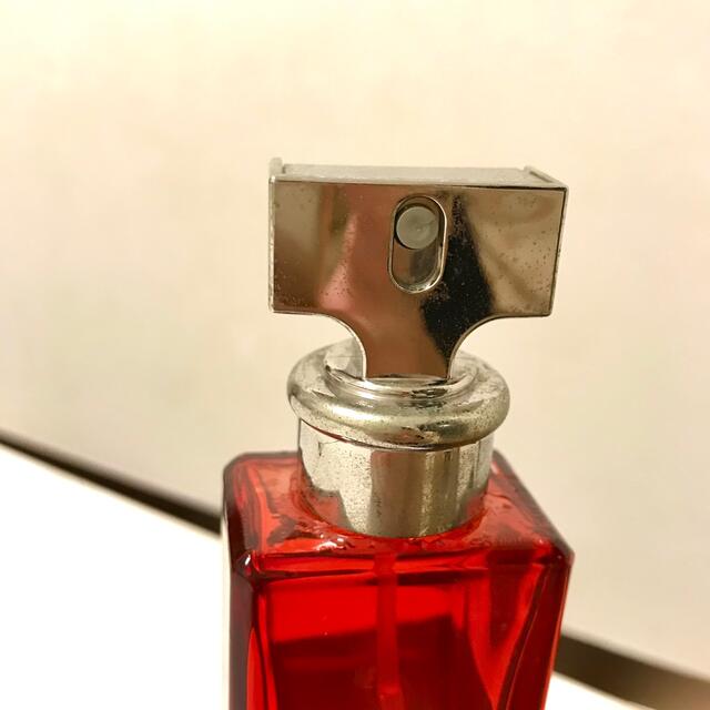 Calvin Klein(カルバンクライン)のエタニティ　ローズブラッシュ　オーデパルファム　50ml コスメ/美容の香水(香水(女性用))の商品写真